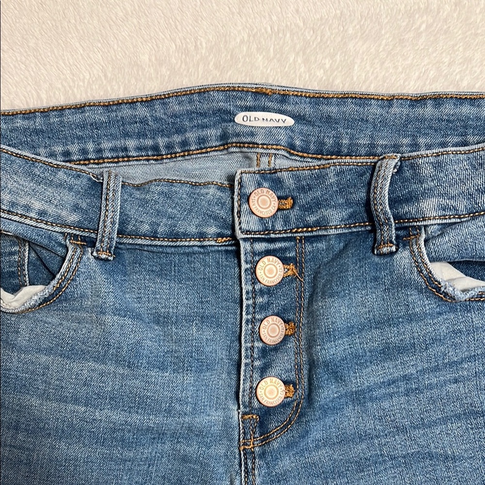 Old Navy Blue Jean Shorts with Vintage Fade - Picture 3 of 8